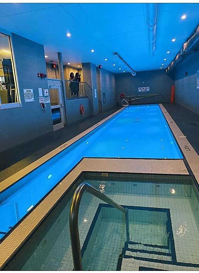 Luxurious Condo In The Center Of Downtown Toronto Apartment