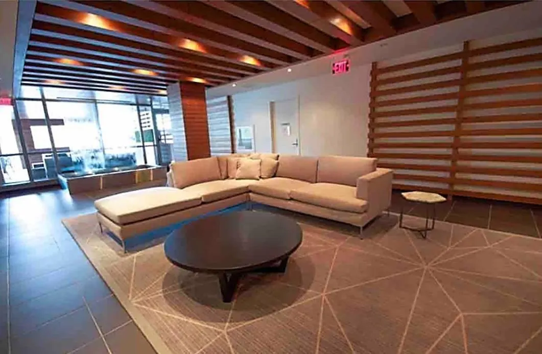Luxurious Condo In The Center Of Downtown Toronto Canada